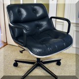 F16. Charles Pollock for Knoll International executive desk chair. 